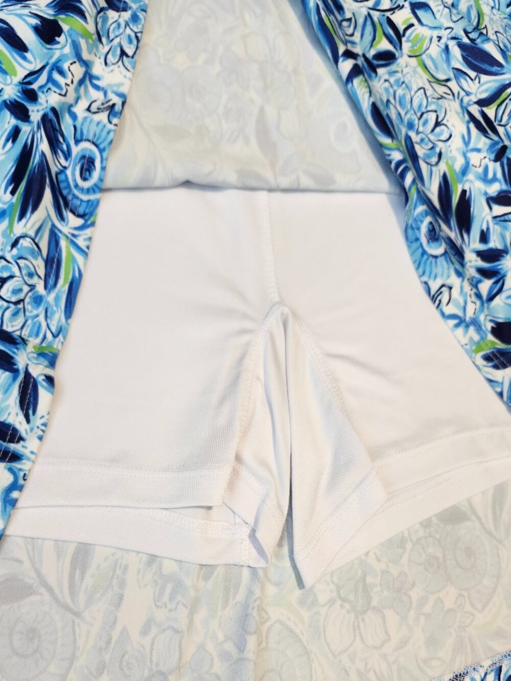 tella Parker Sport Blue Floral Skort – Size Large - Tennis or Golf - Picture 5 of 8